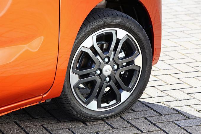 鍛造 鋳造だけじゃない ホイールの新しい製法 スピニング製法 って何 自動車情報 ニュース Web Cartop