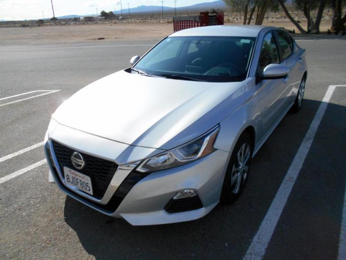カローラマニアが北米ドライブに燃費で劣る日産アルティマを選んだ アメリカならでは の理由とは Web Cartop 現地の女性との会話で カルチャーショックも ｄメニューニュース Nttドコモ