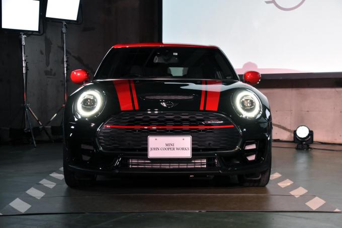 走りを極めたジョン クーパー ワークスもラインアップ 新型 Mini Clubman が登場 自動車情報 ニュース Web Cartop