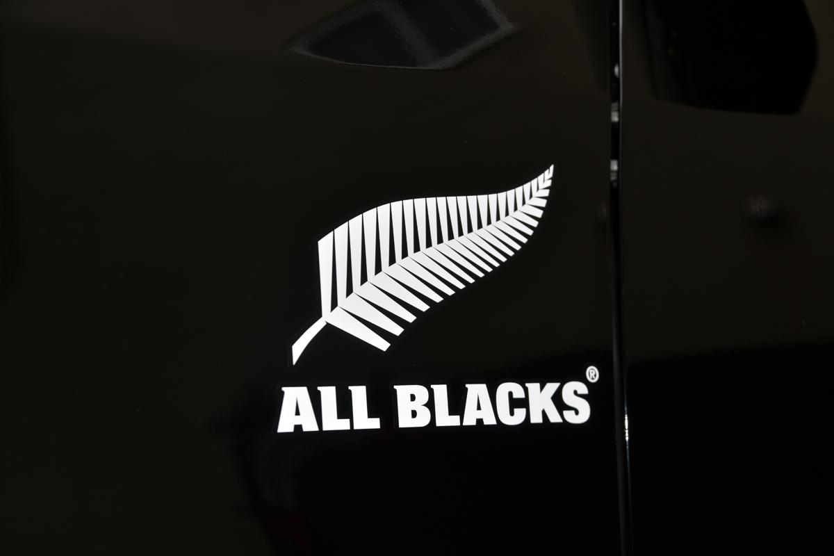 三菱の特別仕様車「ALL BLACKS」 〜 画像15