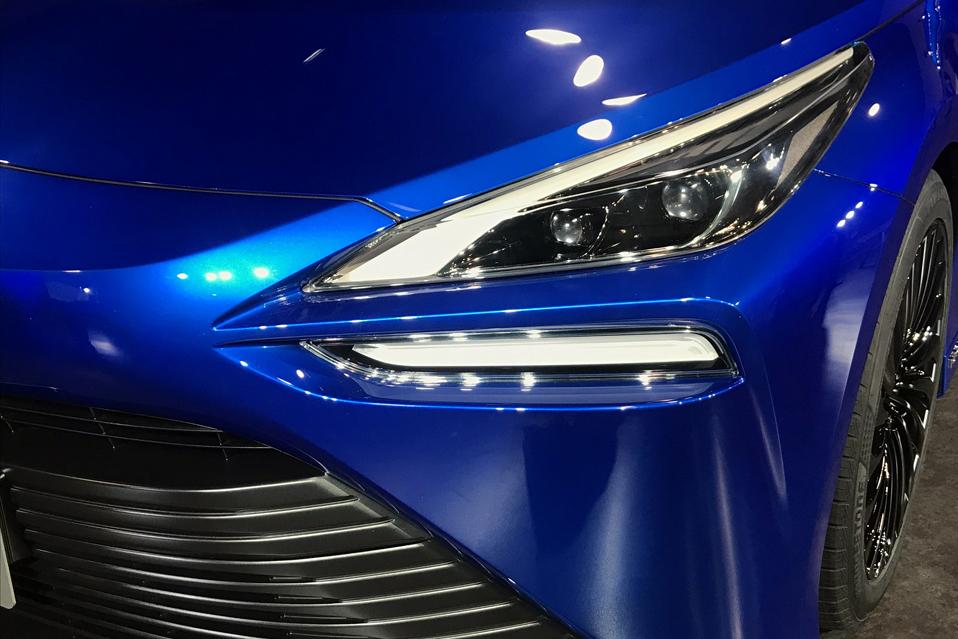 トヨタが次期型の開発最終段階 Mirai Concept を公開 5人乗りを実現 東京モーターショー19 自動車情報 ニュース Web Cartop トヨタが次期型の開発最終段階 Mirai Concept を公開 5人乗りを実現 東京モーターショー19 自動車情報 ニュース Web Cartop