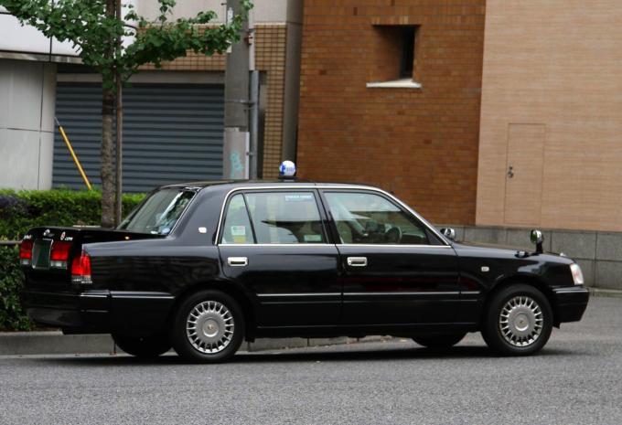 画像ギャラリー クルマのトランクやドアを開けたまま走行するのは違反 画像1 自動車情報 ニュース Web Cartop