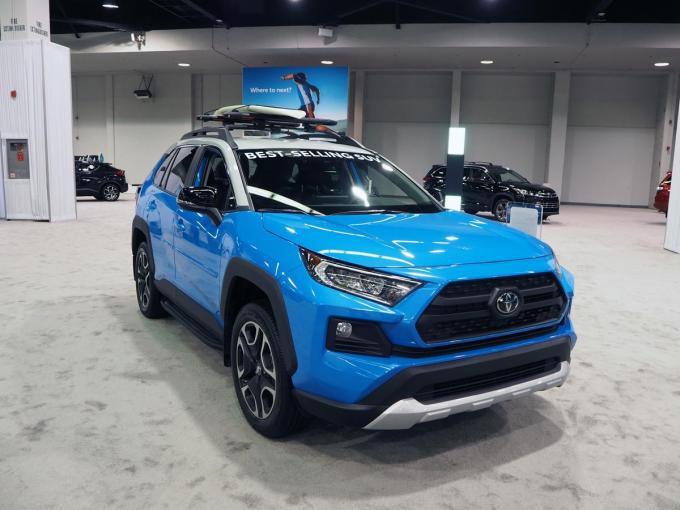 世界的ブームのsuv ちょっと泥臭い 角張った デザインが人気復活する予感をアメリカでキャッチ 自動車情報 ニュース Web Cartop 世界的ブームのsuv ちょっと泥臭い 角張った デザインが人気復活する予感をアメリカでキャッチ 自動車情報 ニュース Web Cartop