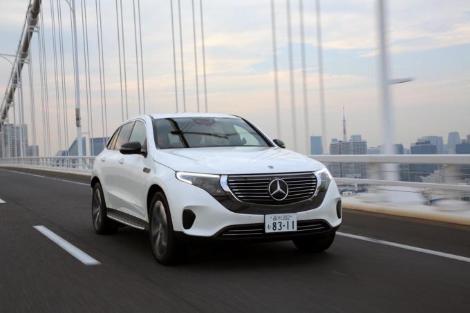 ムービー メルセデス ベンツ Eqc に試乗 ガソリン車から乗り変えても違和感のない走り 自動車情報 ニュース Web Cartop