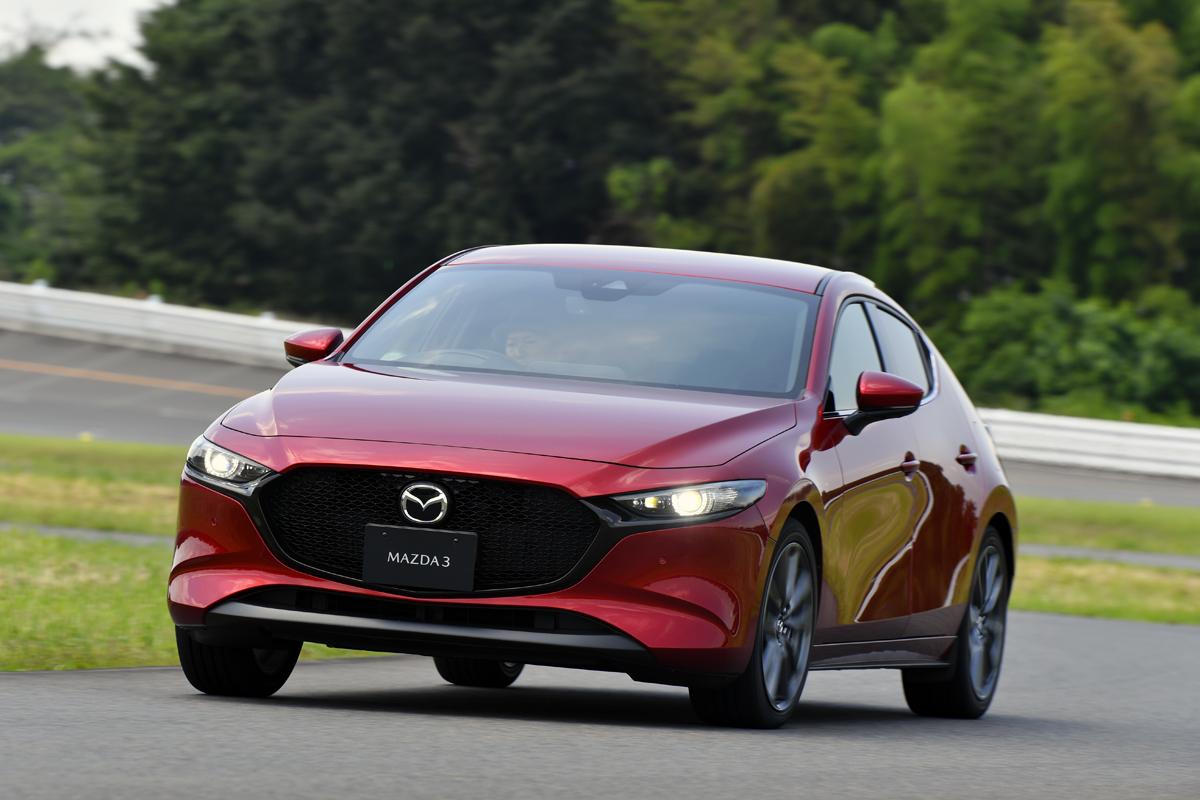 鮮烈デビューもなぜ売れない アクセラ改めmazda3が発売直後に苦戦するワケ 自動車情報 ニュース Web Cartop 鮮烈デビューもなぜ売れない アクセラ改めmazda3が発売直後に苦戦するワケ 自動車情報 ニュース Web Cartop