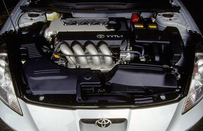 トヨタといえば６気筒 ばかりじゃない 陰に隠れたトヨタの直４エンジンの 名機 ４選 自動車情報 ニュース Web Cartop 2ページ目