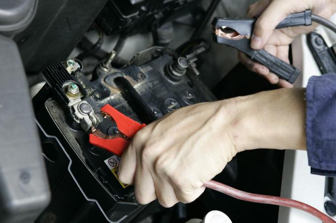 Jafの出動理由top５ 事前対策で防げる冬に起こりがちなクルマのトラブルとは 自動車情報 ニュース Web Cartop