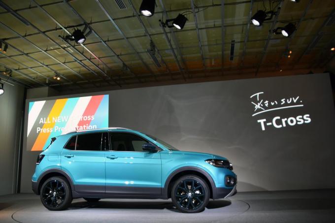 VWの新型SUV「T-CROSS」が登場！　コンパクトでありながら広い室内空間を実現