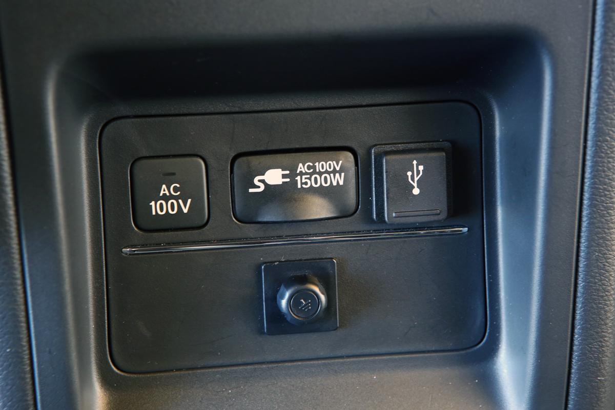 イマドキのデートカーは見た目より中身 カップルの愛が深まるミニバン４選 自動車情報 ニュース Web Cartop 3ページ目