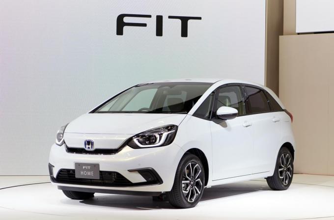 発売前に徹底比較 注目のコンパクトカー トヨタ ヤリス と ホンダ フィット の選び方とは 自動車情報 ニュース Web Cartop 発売前に徹底比較 注目のコンパクトカー トヨタ ヤリス と ホンダ フィット の選び方とは 自動車情報 ニュース Web Cartop
