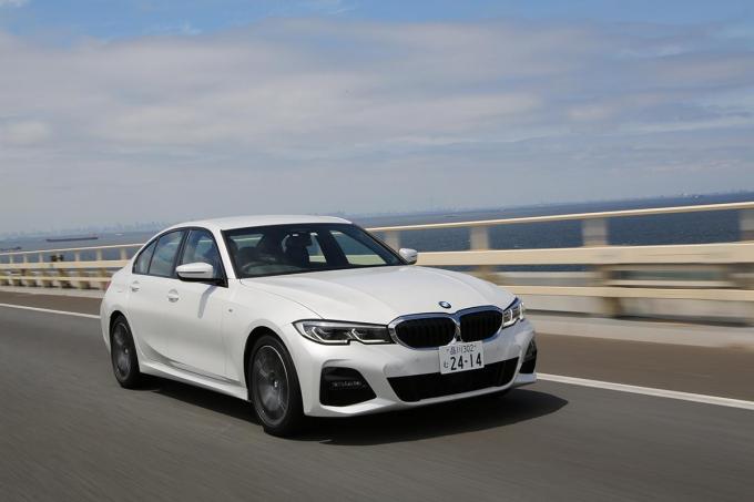 フロントガラスの後付カメラとはおさらば Bmwが車外カメラをドラレコとして活用する機能をリリース 自動車情報 ニュース Web Cartop フロントガラスの後付カメラとはおさらば Bmwが車外カメラをドラレコとして活用する機能をリリース 自動車情報 ニュース Web Cartop