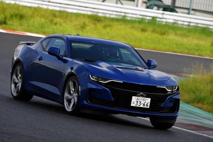 消えるのは避けられない運命なら乗るなら今のうち 大排気量エンジン車でしか味わえない魅力とは 自動車情報 ニュース Web Cartop 消えるのは避けられない運命なら乗るなら今のうち 大排気量エンジン車でしか味わえない魅力とは 自動車情報 ニュース Web Cartop