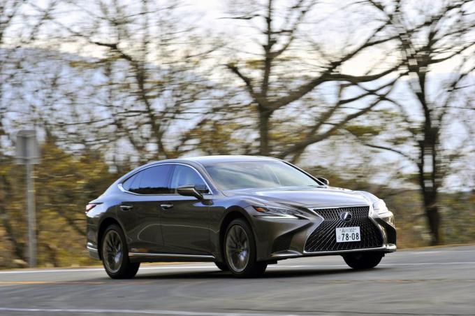 なぜレクサスlsだけ 国産車メーカーが最上級セダンをラインアップしないワケ 自動車情報 ニュース Web Cartop 2ページ目 なぜレクサスlsだけ 国産車メーカーが最上級セダンをラインアップしないワケ 自動車情報 ニュース Web Cartop 2ページ目