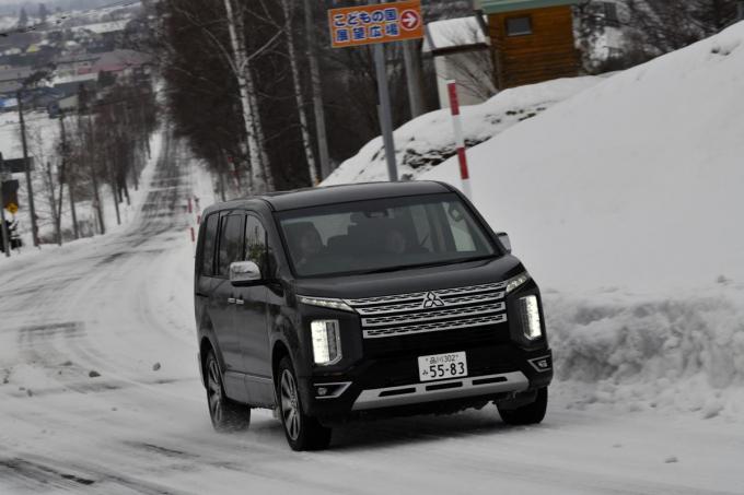 Ff Fr 4wdなど駆動方式によって 運転の仕方 を変える必要はある 自動車情報 ニュース Web Cartop