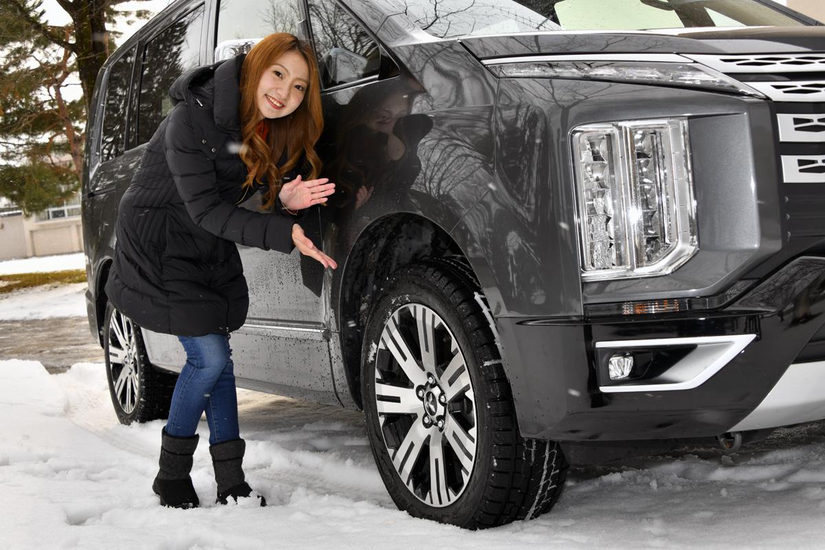 WEB CARTOP編集部の乾ひかりと篠田英里夏がヨコハマiceGUARD SUV G075の雪道性能を試す 〜 画像10