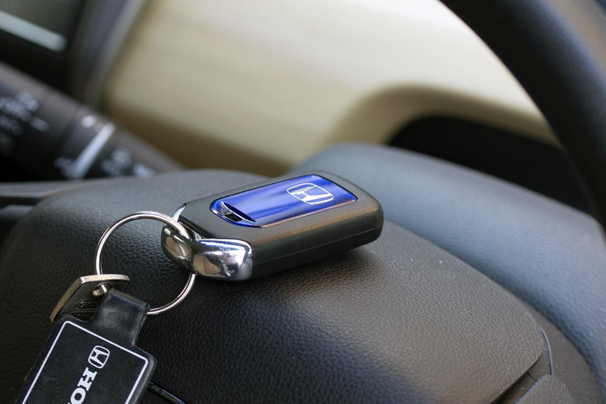 動かなきゃただの鉄の箱 出先でクルマの鍵をなくしてしまった時の対処法とは 自動車情報 ニュース Web Cartop 2ページ目