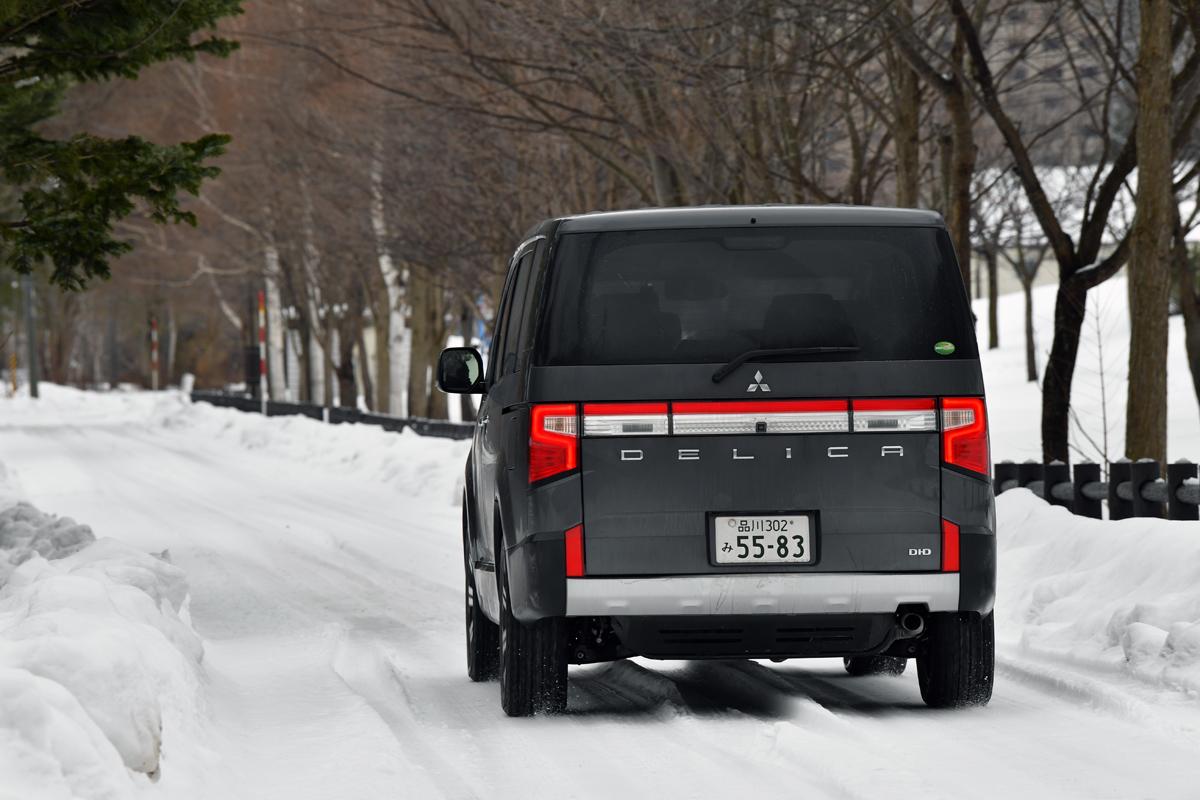 WEB CARTOP編集部の乾ひかりと篠田英里夏がヨコハマiceGUARD SUV G075の雪道性能を試す 〜 画像58