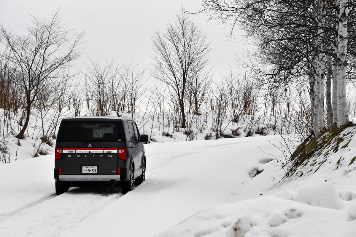 WEB CARTOP編集部の乾ひかりと篠田英里夏がヨコハマiceGUARD SUV G075の雪道性能を試す 〜 画像78