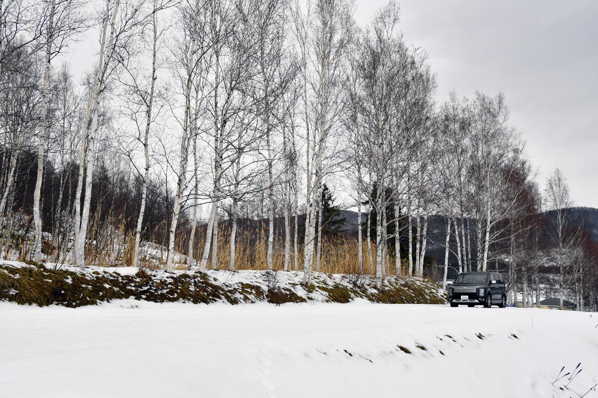 WEB CARTOP編集部の乾ひかりと篠田英里夏がヨコハマiceGUARD SUV G075の雪道性能を試す 〜 画像80