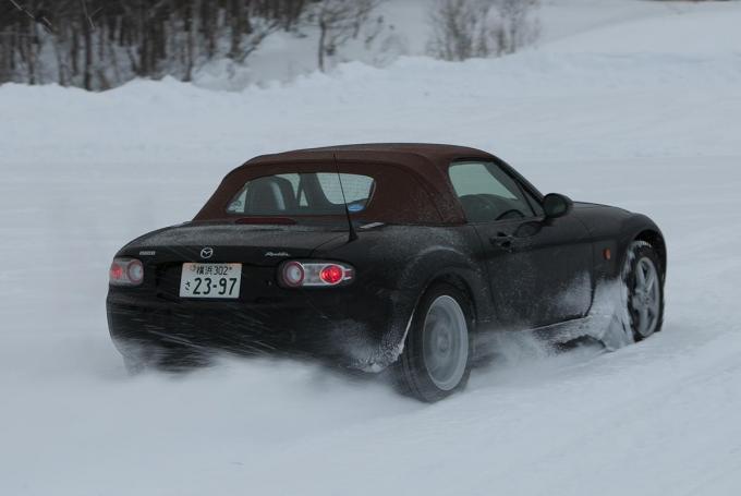 Ff Fr 4wdなど駆動方式によって 運転の仕方 を変える必要はある 自動車情報 ニュース Web Cartop Ff Fr 4wdなど駆動方式によって 運転の仕方 を変える必要はある 自動車情報 ニュース Web Cartop