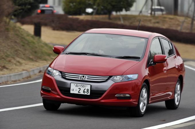 デビュー時の大フィーバーはなんだった 話題沸騰もアッという間に消滅した悲しき国産車4選 自動車情報 ニュース Web Cartop 2ページ目 デビュー時の大フィーバーはなんだった 話題沸騰もアッという間に消滅した悲しき国産車4選 自動車情報 ニュース Web Cartop 2ページ目