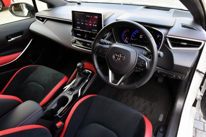 トヨタ カローラの新型が登場 値段に対して装備充実も販売が振るわない理由 自動車情報 ニュース Web Cartop 2ページ目