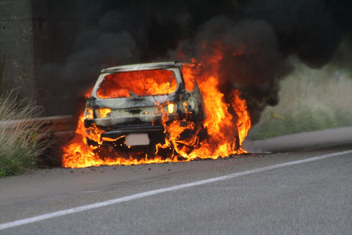 車両火災を防ぐ方法 〜 画像3