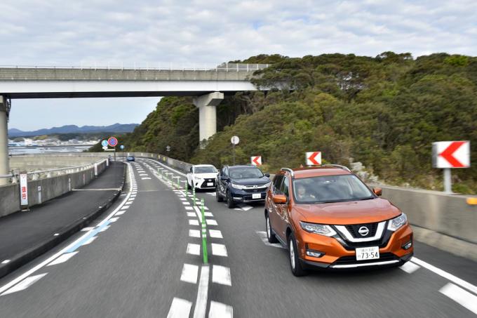 【ガソリン車よりも顕著！】ハイブリッド車に長年乗り続けると燃費が悪化するワケ