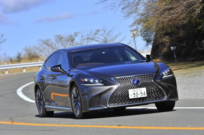 1口に4wdといっても2つの素姓がある Ffベースとfrベースの違いをレーシングドライバーが解説 自動車情報 ニュース Web Cartop 2ページ目