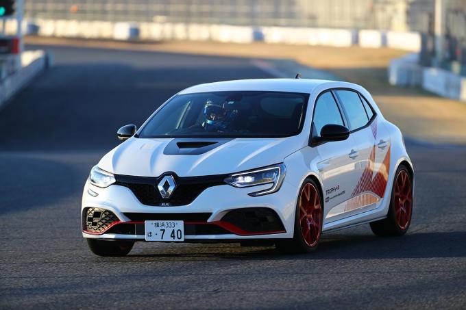 画像ギャラリー ムービー 驚異の１分３秒台を記録 谷口信輝がルノー メガーヌr S トロフィーrで筑波サーキットを攻める 画像13 自動車情報 ニュース Web Cartop