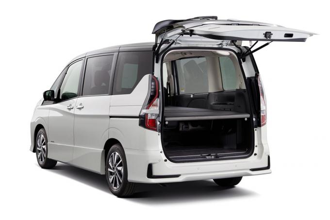 いま人気のミニバン 日産セレナ の車中泊仕様が登場 マルチに使える完成度 自動車情報 ニュース Web Cartop いま人気のミニバン 日産セレナ の車中泊仕様が登場 マルチに使える完成度 自動車情報 ニュース Web Cartop