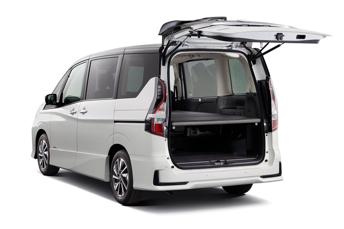 いま人気のミニバン 日産セレナ の車中泊仕様が登場 マルチに使える完成度 自動車情報 ニュース Web Cartop