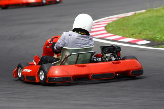 画像ギャラリー レーシングドライバーの答えは レーシングカートでクルマの運転は上達するか 画像14 自動車情報 ニュース Web Cartop