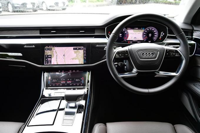 情報が多すぎてわからない 今どきのクルマのメーターの使い方とは 自動車情報 ニュース Web Cartop 情報が多すぎてわからない 今どきのクルマのメーターの使い方とは 自動車情報 ニュース Web Cartop