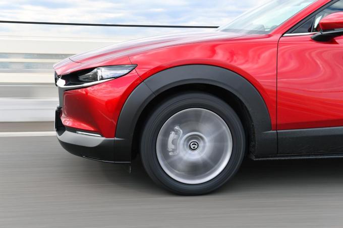 試乗 ヨコハマのsuv用タイヤを公道とサーキットで試す 車高を感じさせない走りに脱帽 自動車情報 ニュース Web Cartop
