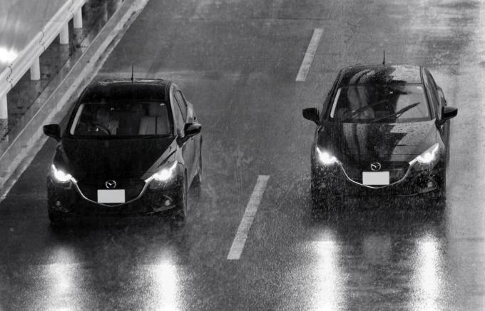 移動式オービスは光らないこともある 赤いフラッシュの意味とは 自動車情報 ニュース Web Cartop 移動式オービスは光らないこともある 赤いフラッシュの意味とは 自動車情報 ニュース Web Cartop