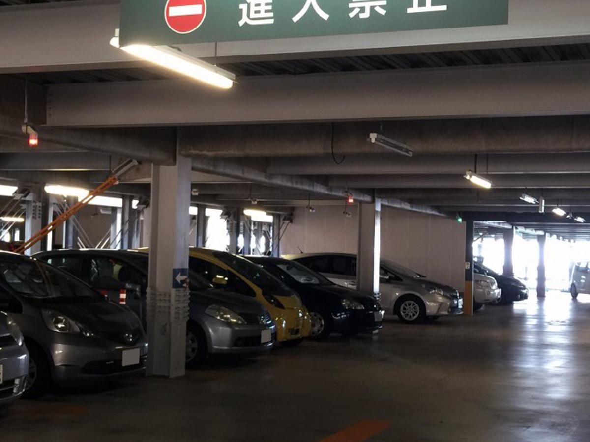 地下駐車場などで曲がると発生する キュルキュル 音 タイヤにダメージはないのか 自動車情報 ニュース Web Cartop 2ページ目 地下駐車場などで曲がると発生する キュルキュル 音 タイヤにダメージはないのか 自動車情報 ニュース Web Cartop 2ページ目