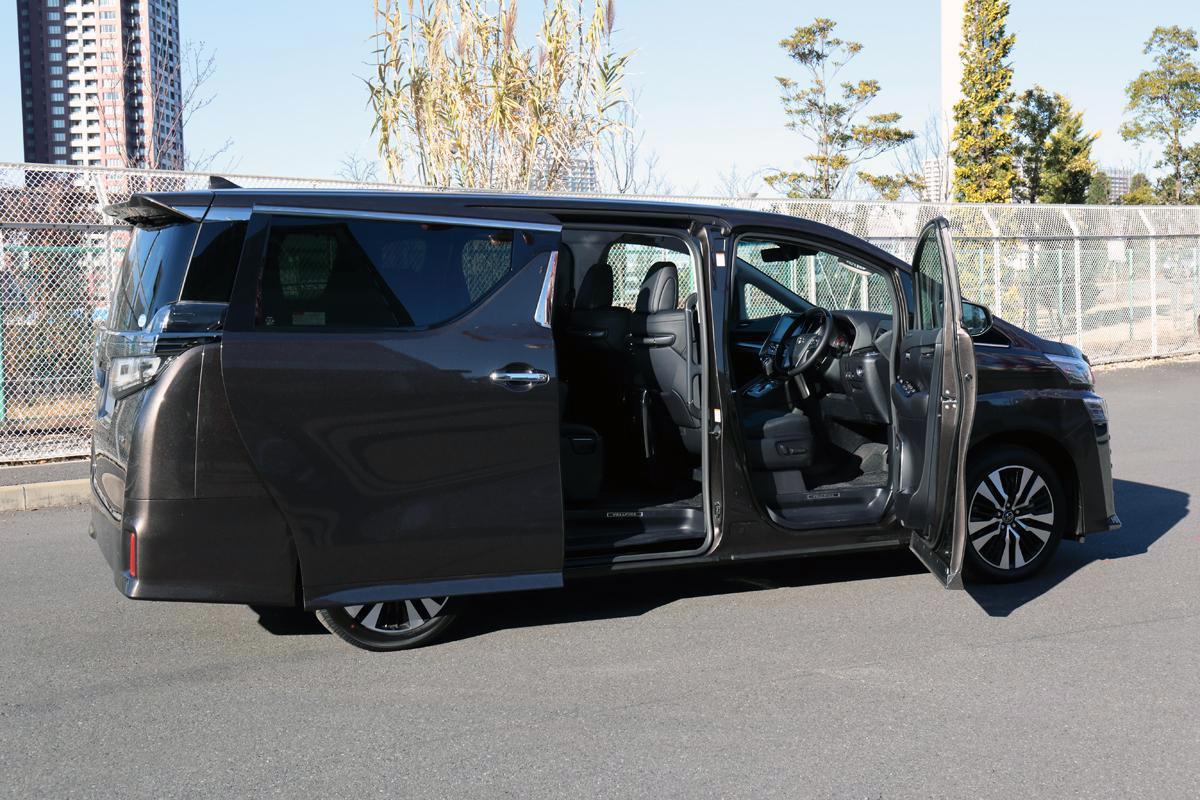 タクシーは自動化されているのになぜ 乗用車に電動のヒンジドアが存在しない理由 自動車情報 ニュース Web Cartop