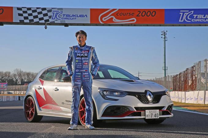 【ムービー】谷口信輝選手がドライブ! ルノー・メガーヌR.S.最強のトロフィーRで筑波を攻める