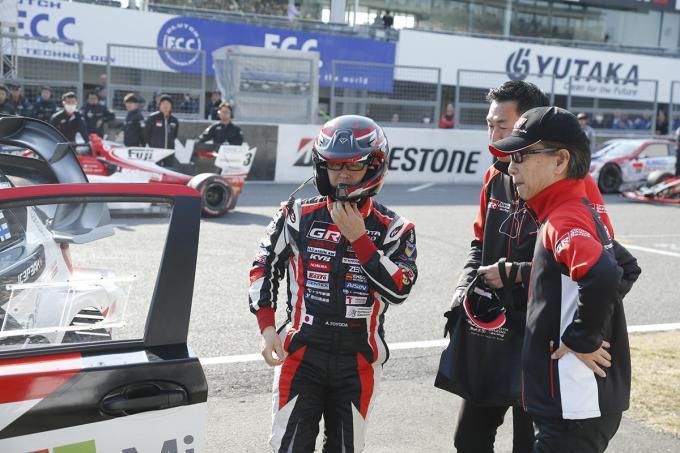 社長が自らドリフト 万人ウケ主義だったトヨタがいまクルマ好きに寄り添う理由 自動車情報 ニュース Web Cartop