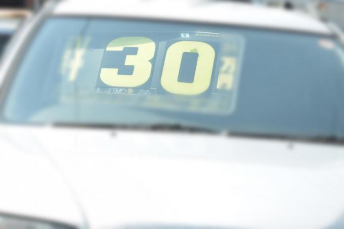 えっ こんな値段で買えるの 憧れの中古車が安くても飛びついてはいけないケースとは 自動車情報 ニュース Web Cartop 2ページ目 えっ こんな値段で買えるの 憧れの中古車が安くても飛びついてはいけないケースとは 自動車情報 ニュース Web Cartop 2ページ目