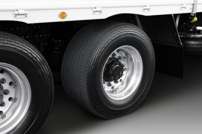 危険な大型車の脱輪が年々増加 とくに左後ろのタイヤが多い理由とは 自動車情報 ニュース Web Cartop 危険な大型車の脱輪が年々増加 とくに左後ろのタイヤが多い理由とは 自動車情報 ニュース Web Cartop