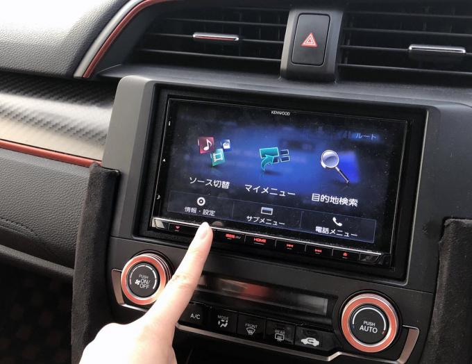 普段クルマを運転しない人に憶えておいてほしい 同乗する時に避けるべき行為とは 自動車情報 ニュース Web Cartop 2ページ目 普段クルマを運転しない人に憶えておいてほしい 同乗する時に避けるべき行為とは 自動車情報 ニュース Web Cartop 2ページ目