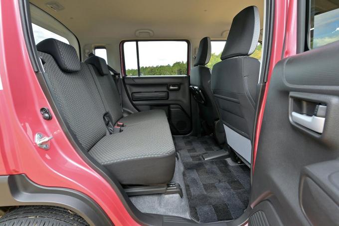 キープコンセプトに見えて大幅進化 新型スズキ ハスラーの内外装をチェック 自動車情報 ニュース Web Cartop 3ページ目 キープコンセプトに見えて大幅進化 新型スズキ ハスラーの内外装をチェック 自動車情報 ニュース Web Cartop 3ページ目