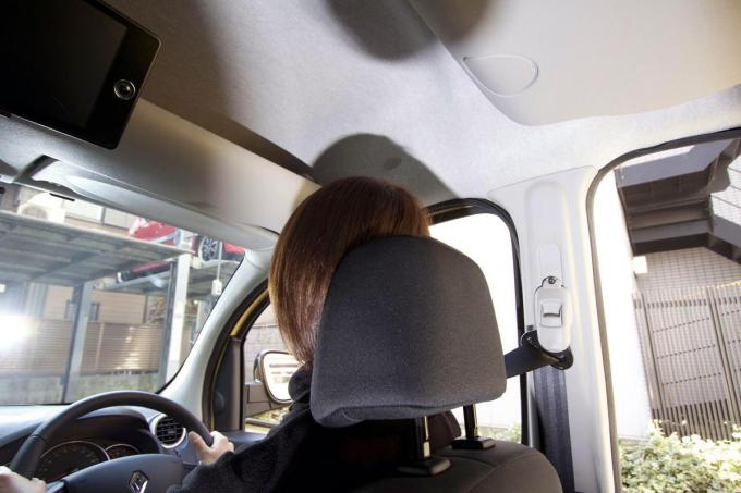 初心者でも女子でもクルマを買う前に必ずディーラー試乗すべき7つの理由 自動車情報 ニュース Web Cartop 初心者でも女子でもクルマを買う前に必ずディーラー試乗すべき7つの理由 自動車情報 ニュース Web Cartop