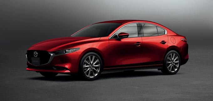 MAZDA３セダンに待望の1.5リッターガソリンエンジン搭載車を追加設定