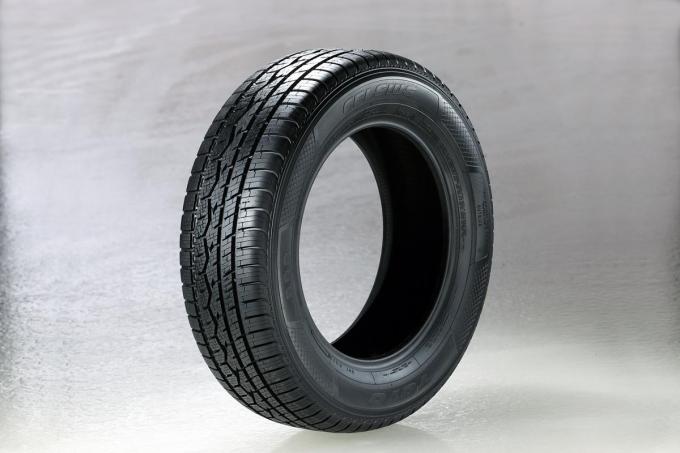 画像ギャラリー 試乗 圧雪路でのコントロール性が抜群 Suv乗り必見のトーヨーのオールシーズンタイヤ 画像2 自動車情報 ニュース Web Cartop 画像ギャラリー 試乗 圧雪路でのコントロール性が抜群 Suv乗り必見のトーヨーのオールシーズンタイヤ 画像2 自動車情報 ニュース Web Cartop