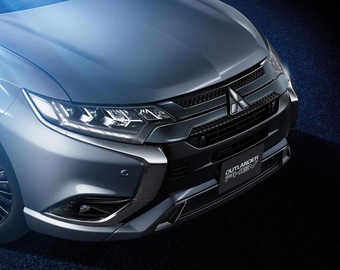 ブラック基調でスポーティな三菱アウトランダーphevの特別仕様車 Black Edition 発売 自動車情報 ニュース Web Cartop ブラック基調でスポーティな三菱アウトランダーphevの特別仕様車 Black Edition 発売 自動車情報 ニュース Web Cartop