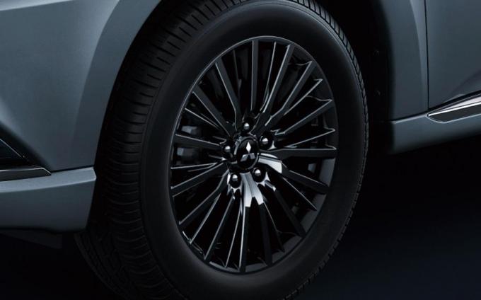 ブラック基調でスポーティな三菱アウトランダーphevの特別仕様車 Black Edition 発売 自動車情報 ニュース Web Cartop