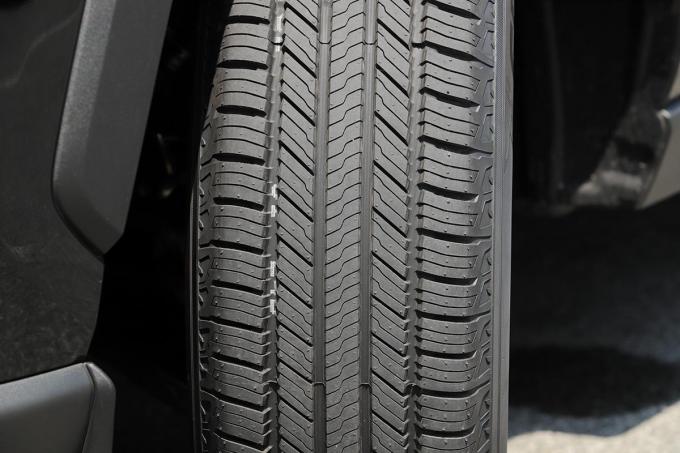 悪路がイケるのに街も高速も得意 ヨコハママジックを感じるsuv用タイヤ実力に脱帽 自動車情報 ニュース Web Cartop 2ページ目